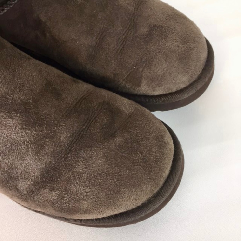 UGG Classic Tall 5815 Brown Shearling Boots 8 - Picture 9 of 14